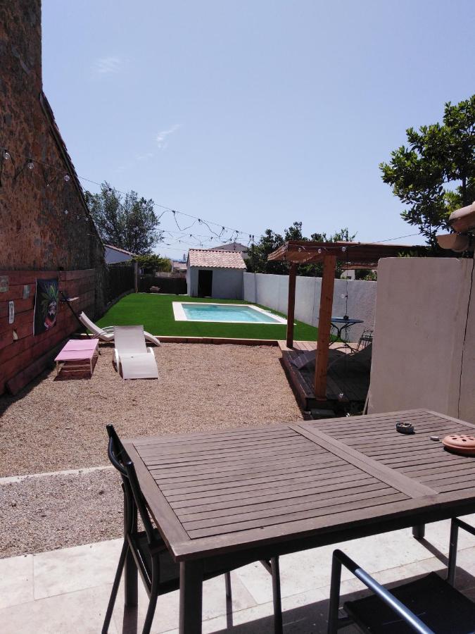 Maison A Bizanet Avec Piscine Bed & Breakfast ภายนอก รูปภาพ